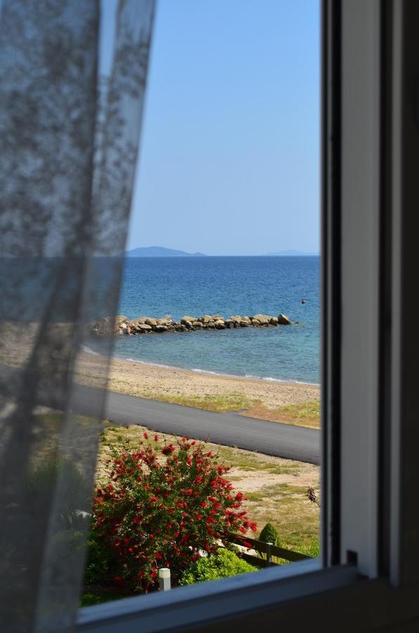Lemon Beach Front Apartment, Nikiti Exterior foto