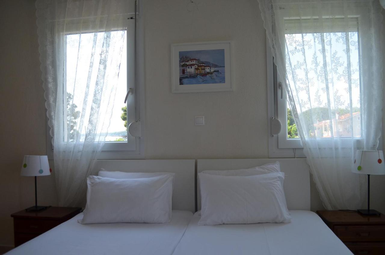 Lemon Beach Front Apartment, Nikiti Exterior foto
